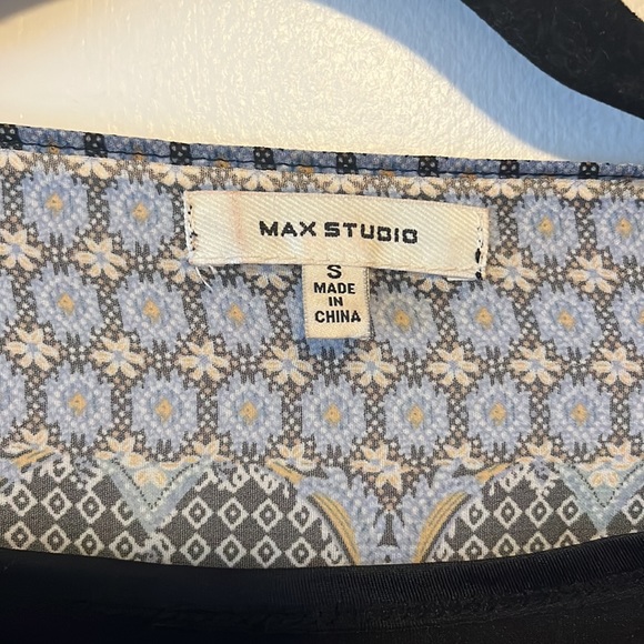 Max Studio - Picture 2 of 4